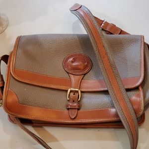 Leather shoulder bag